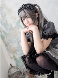 Rabbit play pictorial - black maid(1)